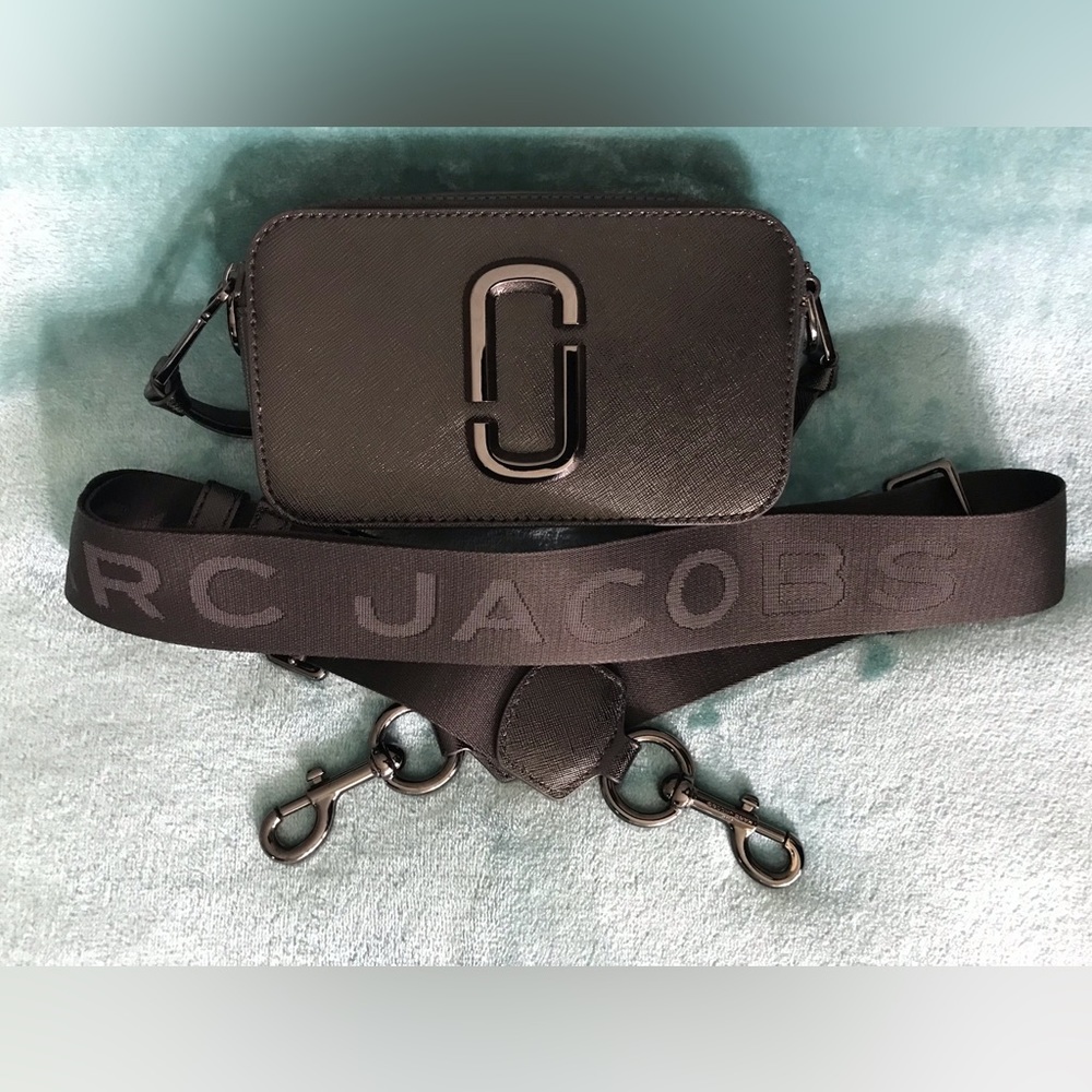 Marc Jacobs Saffiano Snapshot Bag